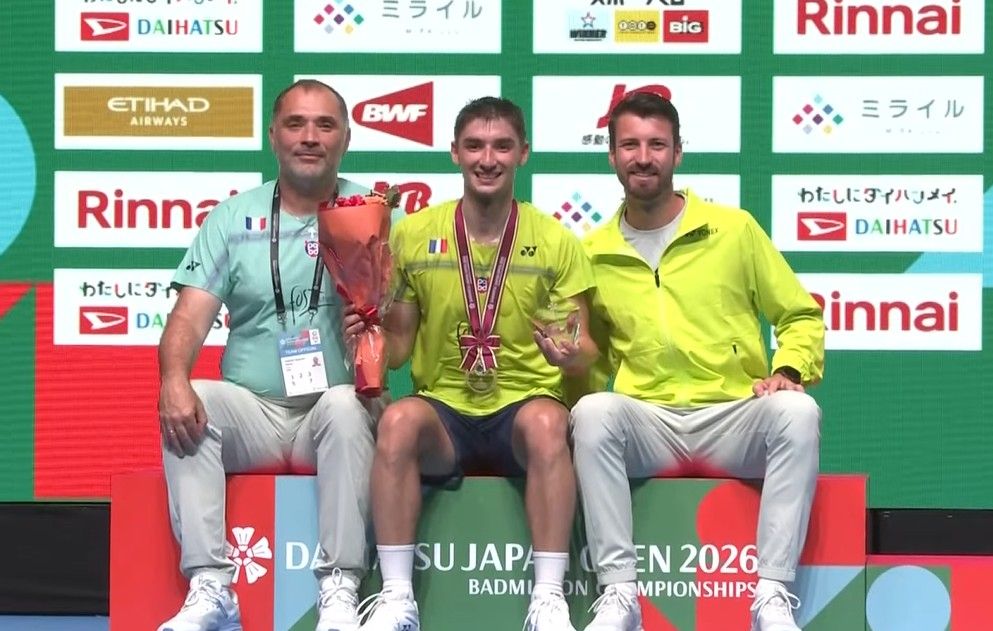 पोपोव र इन्डोनेसियन जोडीले जापान ओपन ब्याडमिन्टनमा उपाधि जिते