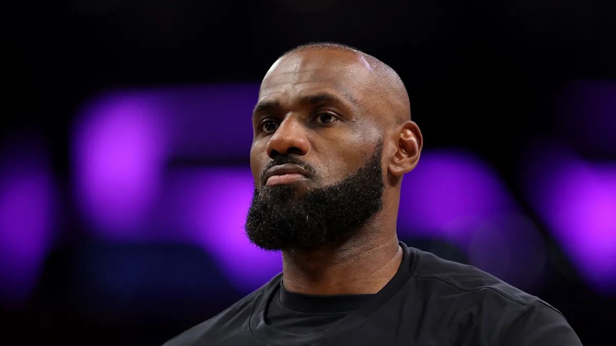 NBA Free Agency Stalled as Teams Await LeBron's Decision