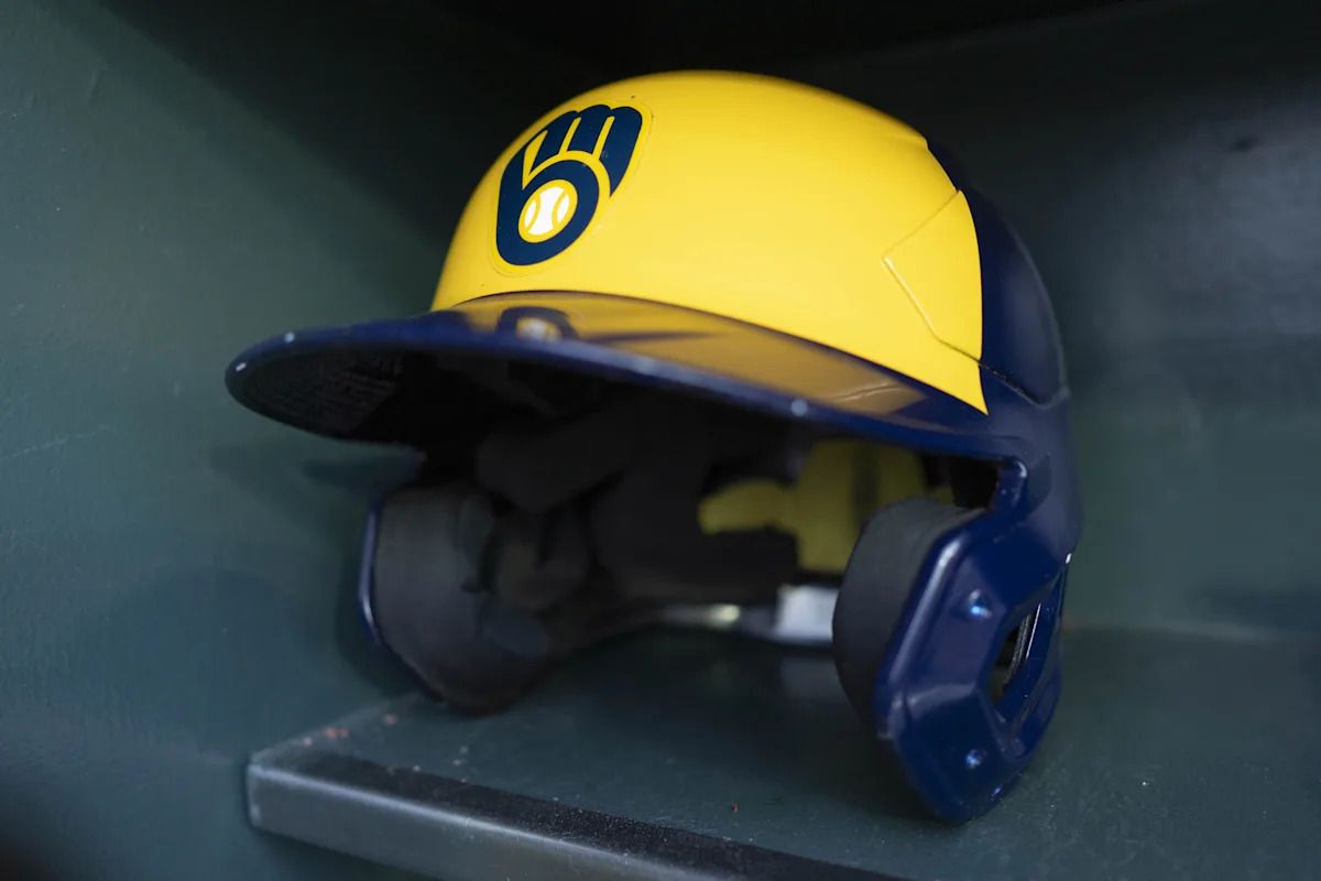 อัปเดตทีม Milwaukee Brewers: การเปลี่ยนแปลงรายชื่อและอาการบาดเจ็บ