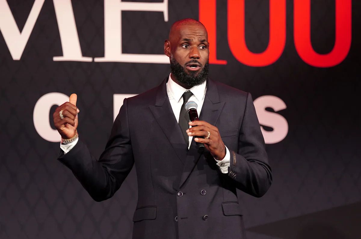 LeBron James gia nhập 76ers: Người hâm mộ hy vọng có màn xuất hiện trong 'Abbott Elementary'