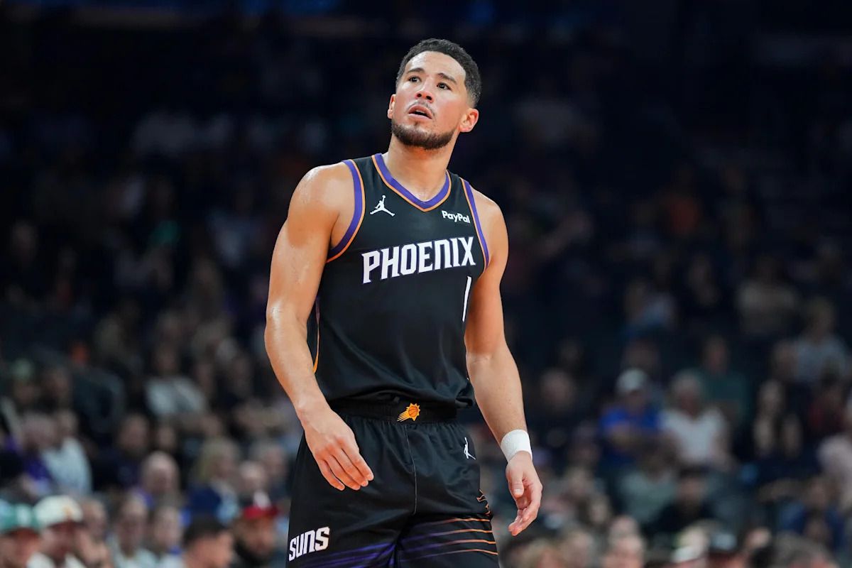 การถกเถียงเกี่ยวกับเส้นทางของ Devin Booker สู่สถานะซูเปอร์สตาร์