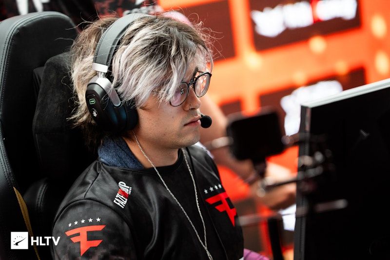 Twistzz ยืนยันบทบาทผู้นำท่ามกลางความไม่แน่นอนของทีม FaZe