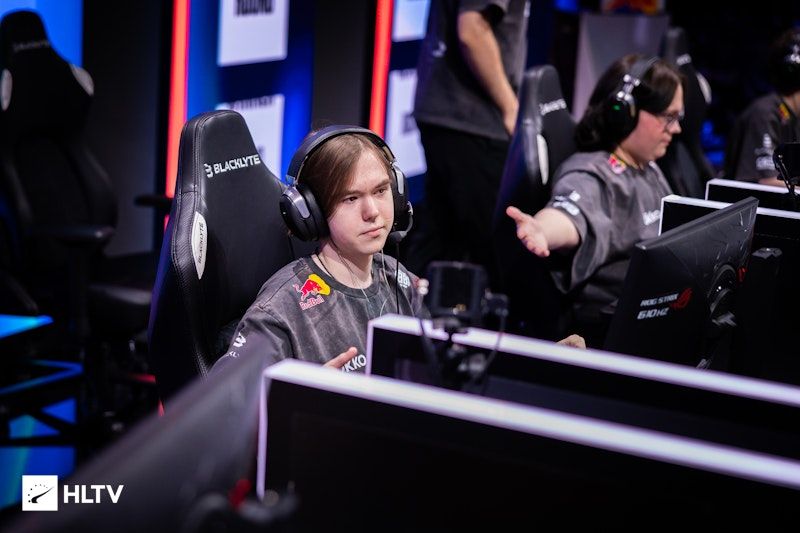 สปิริตชนะลิควิด เข้ารอบรองชนะเลิศ BLAST Bounty
