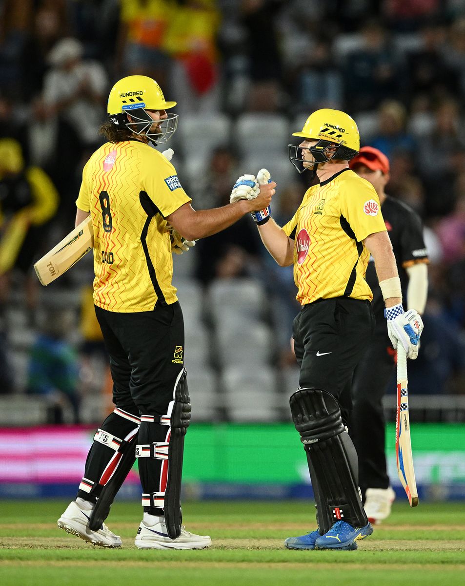 Trent Rockets Tăng Cường Khoảng Cách với Chiến Thắng Thứ Năm Liên Tiếp trong Cricket