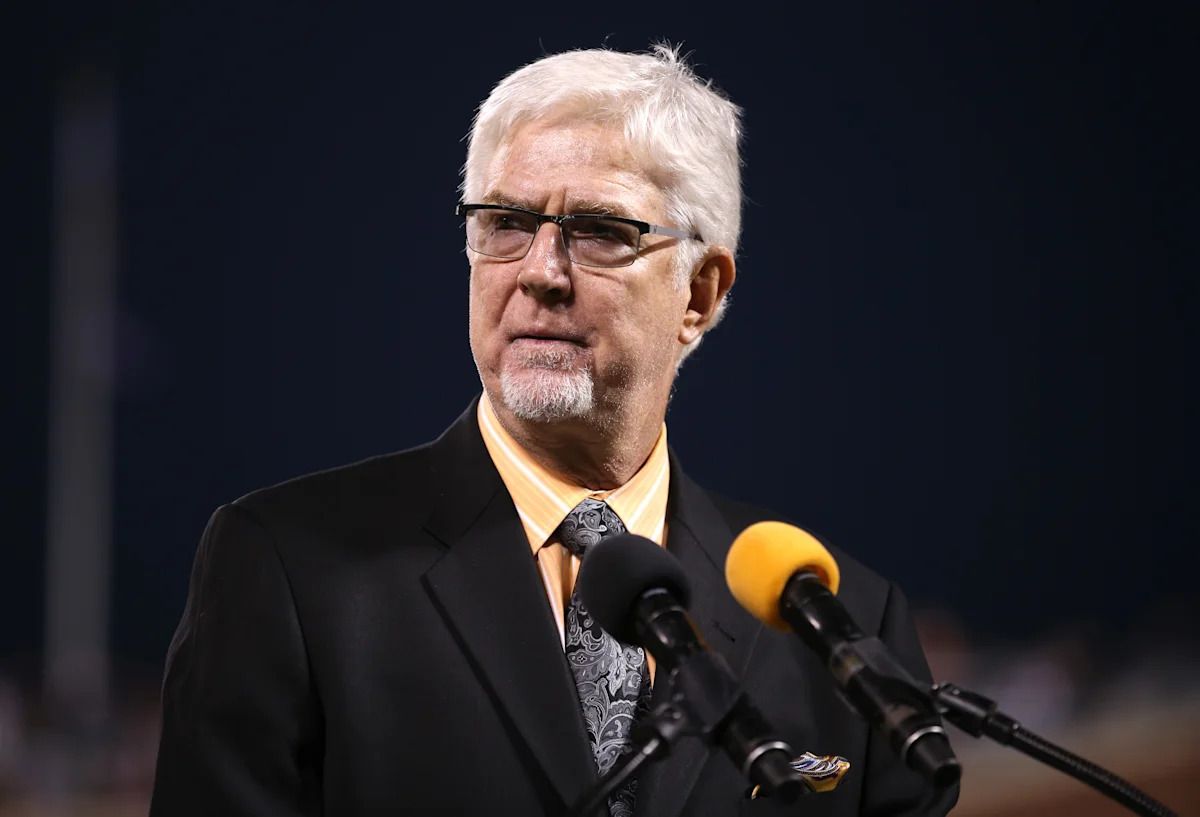 Phát thanh viên của Giants Mike Krukow sẽ nghỉ hưu sau mùa giải 2026