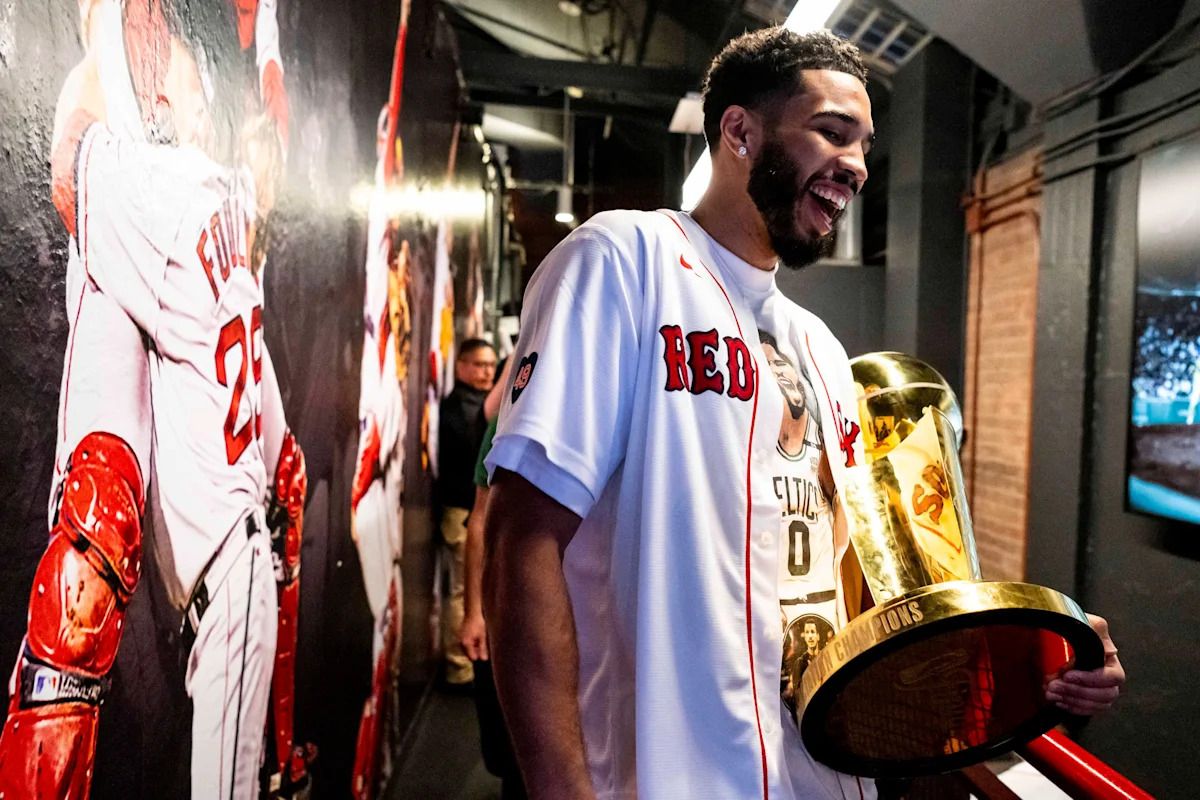 Celtics Đối Mặt Với Những Quyết Định Phức Tạp Giữa Cuộc Đua Tại Miền Đông