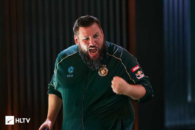 Falcons tiến vào vòng playoffs sau khi đánh bại Astralis