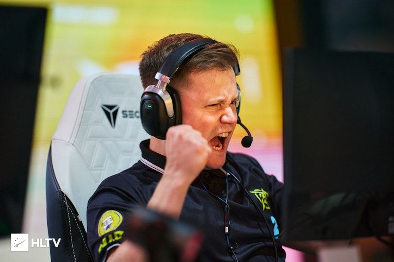 Snappi Discusses NIP's Inconsistency Ahead of Esports World Cup