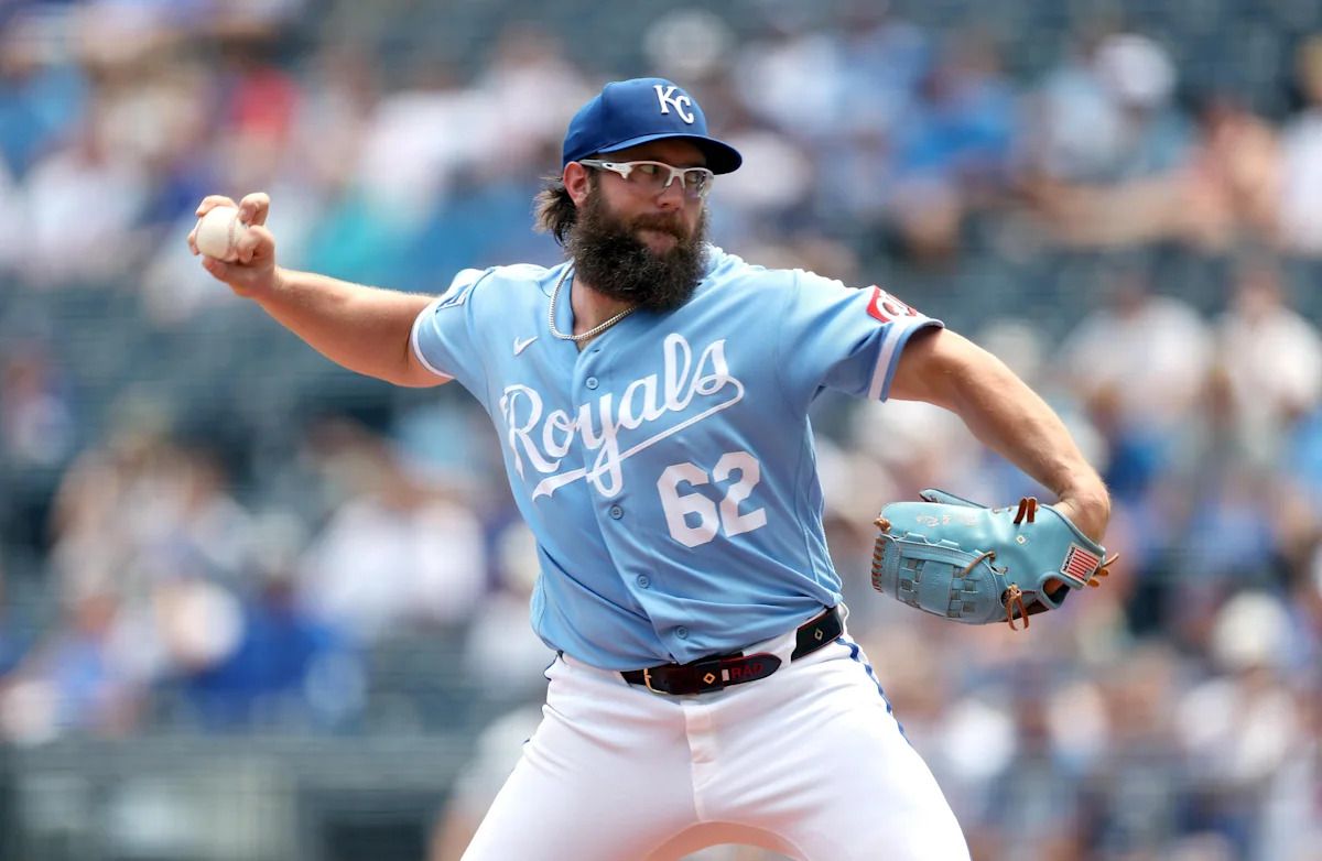 Royals Face Angels with Dobnak on Mound, Detmers Looking to Shine