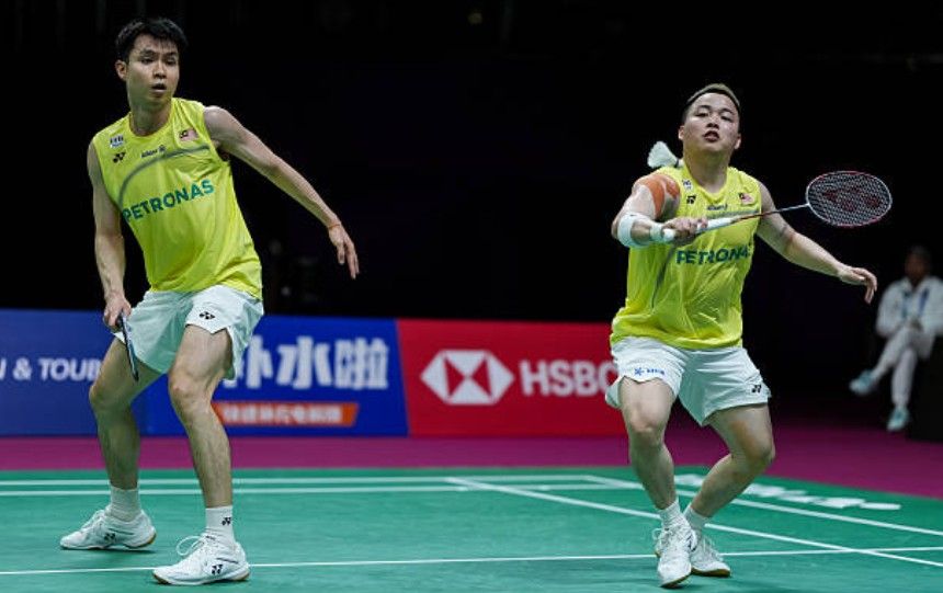 Aaron Chia and Soh Wooi Yik Secure Semifinal Spot at BWF World Championships