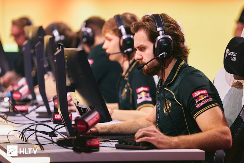 NiKo ले Falcons को Esports World Cup बाटको निराशाजनक बाहिरिनको बारेमा विचार व्यक्त गरे