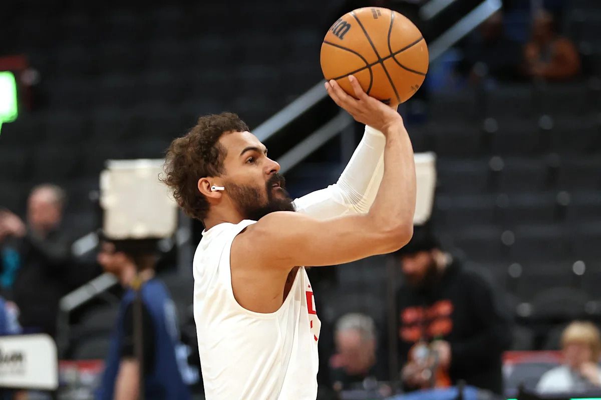 Những so sánh thống kê của Trae Young dấy lên lo ngại về tương lai của anh