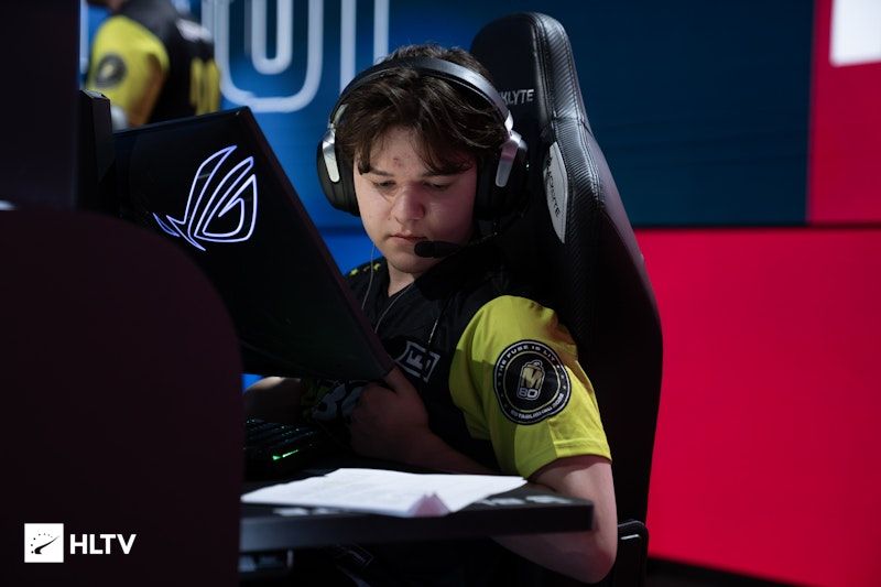 M80 พลิกล็อกชนะ Natus Vincere ที่ BLAST Open Porto