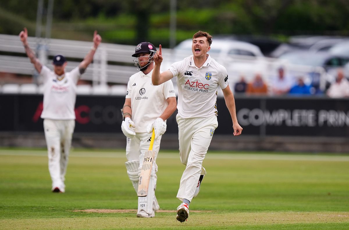 Carse Shines as Aldridge Secures Five-for Against Gloucestershire