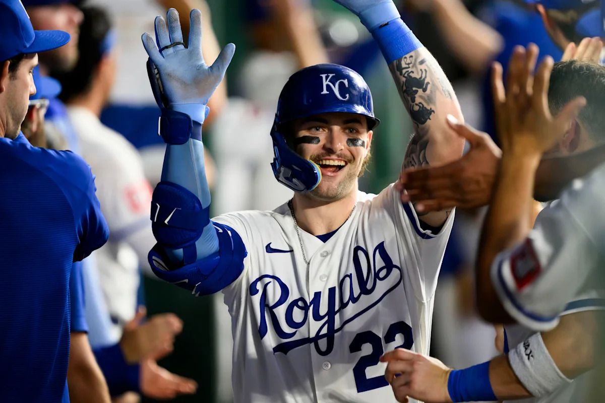 Royals Rally to Defeat Marlins, Avoid Series Sweep