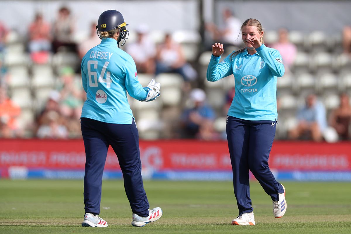 Edwards Emphasizes Test Focus as Capsey Shines in England Women's Cricket