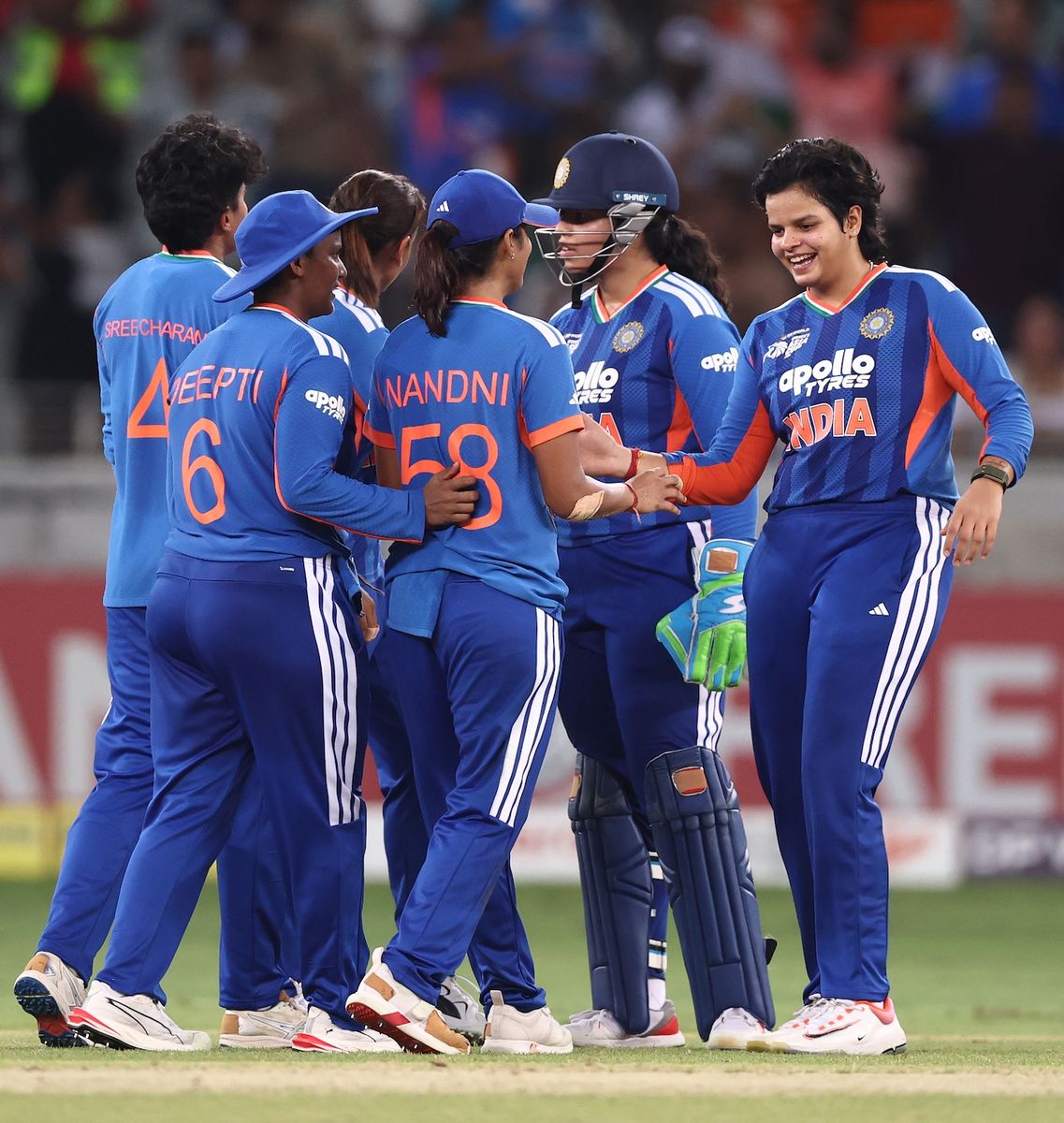 Muzumdar nhấn mạnh vấn đề bắt bóng sau trận chung kết Asia Cup